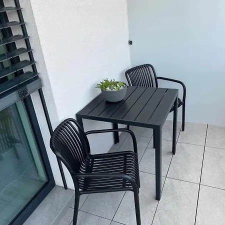 M&m1 Near Center With Free Parking - Ac * Kosice