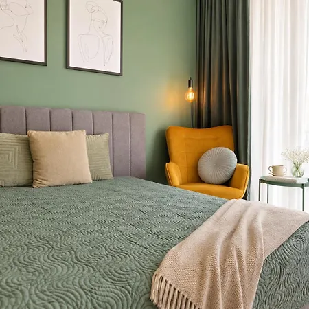 M&m1 Near Center - Free Garage Parking - Ac Apartment Kosice