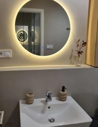 M&m1 Near Center With Free Parking - Ac Appartamento *